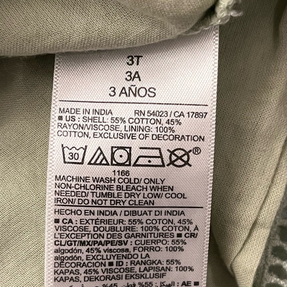 Oshkosh bundle girl’s embroidered jeans size 3T Old Navy Top - Picture 10 of 11